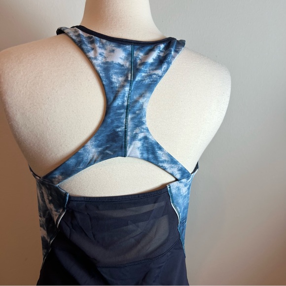 Lululemon navy blue mesh with me tank in sea side silver size 10 - Picture 6 of 10